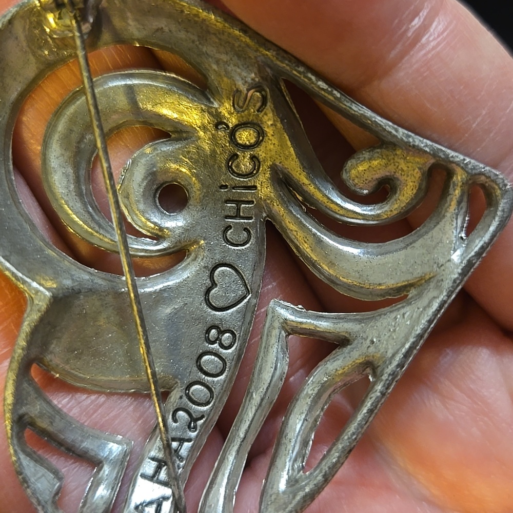 Chico's 2008 Silvertone Heart Brooch - Picture 4 of 6